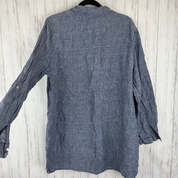 Tahari 100% linen Blue Gray Button-Up Shirt - Picture 4 of 4